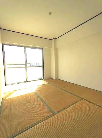 上野ハイツの居間写真