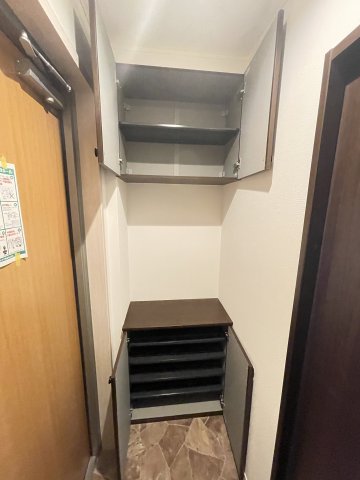 ビアンカ元町の玄関写真