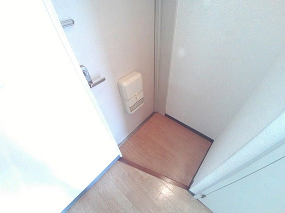 ハイエスト西芦屋の玄関写真
