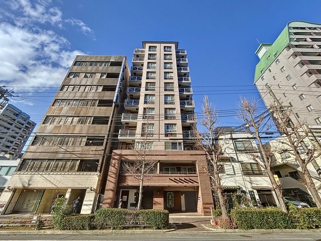 メゾンヌーベル新神戸の外観写真