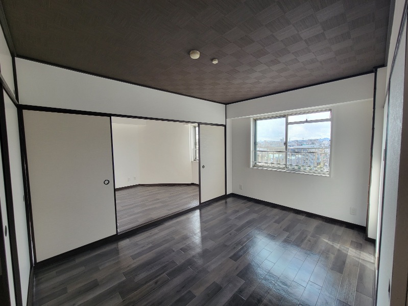 芦屋イシカワビルの居間写真