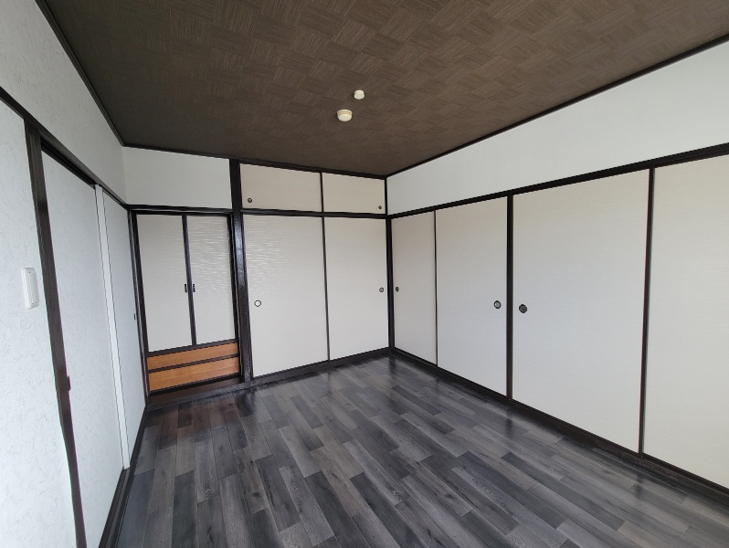 芦屋イシカワビルの居間写真