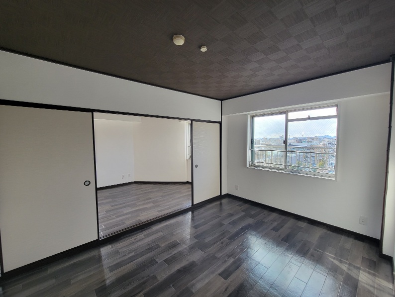 芦屋イシカワビルの居間写真