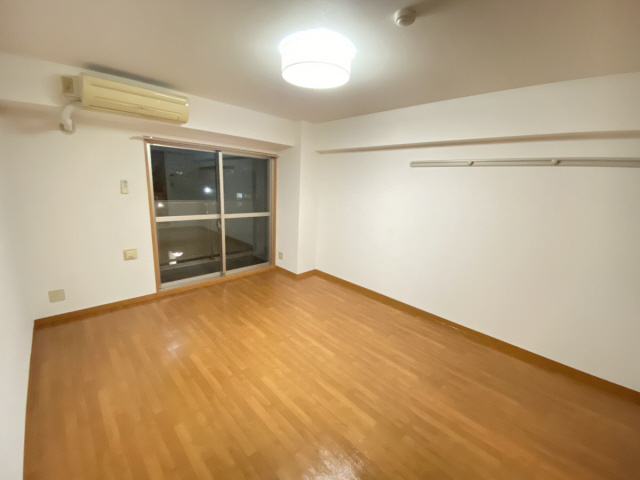 すぴりっと芦屋の居間写真