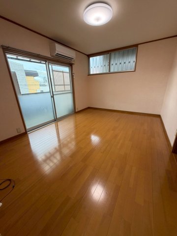井上ハイツの居間写真