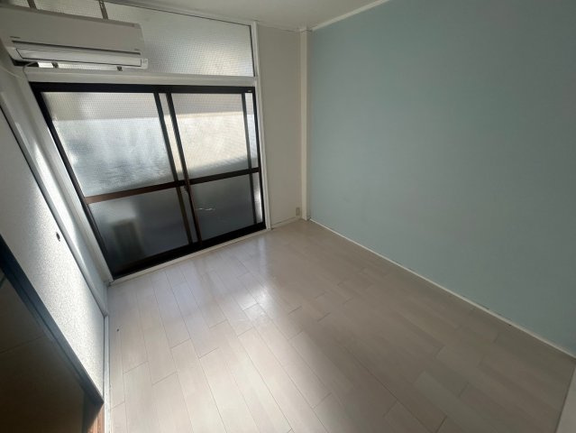 芦屋第一コーポラスの居間写真