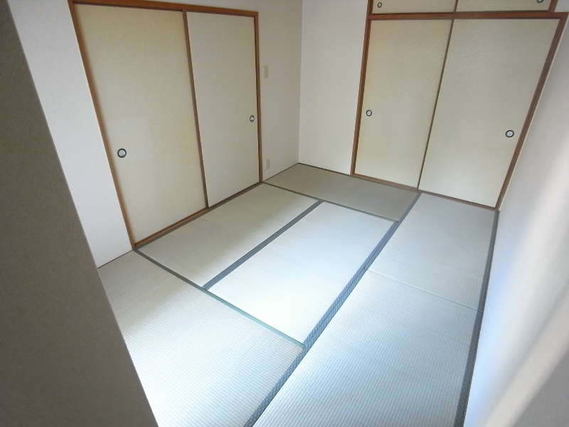藤和シティホームズ神戸花隈の居間写真