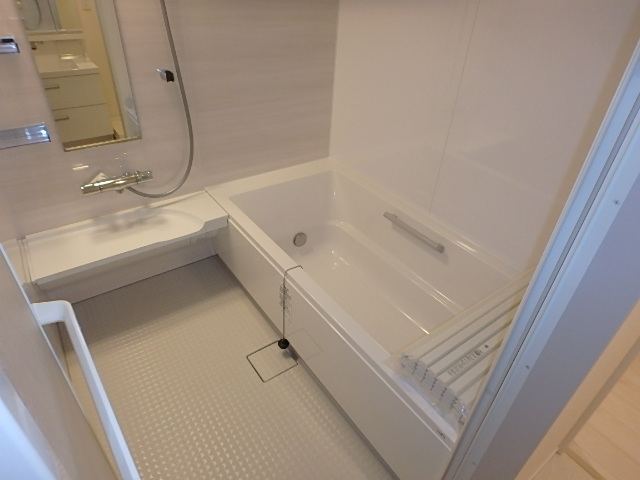 LaLaBrezza芦屋翠ヶ丘の風呂写真