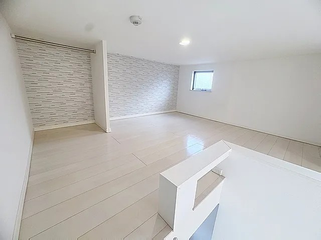 プレステージ三宮東の居間写真