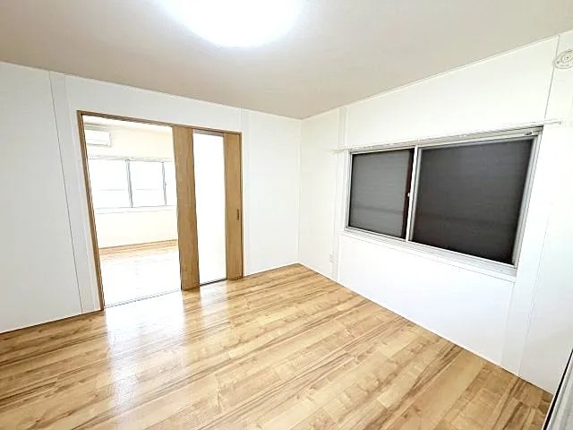 新灘北ハイツの居間写真