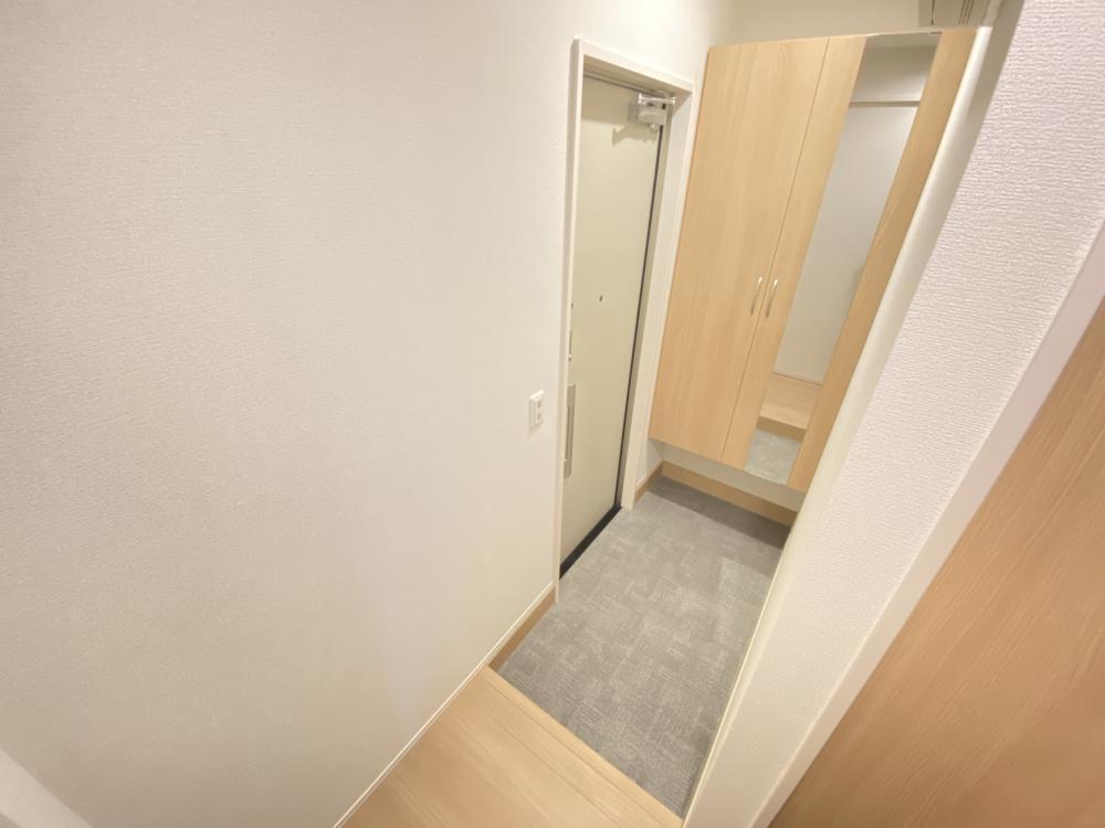 ヴェラ ロホの玄関写真