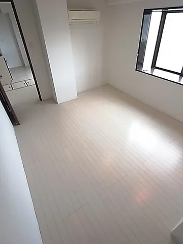 grande甲子園六番町の居間写真