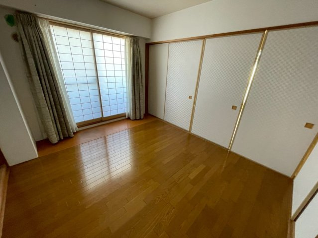 リーベスト芦屋川の居間写真