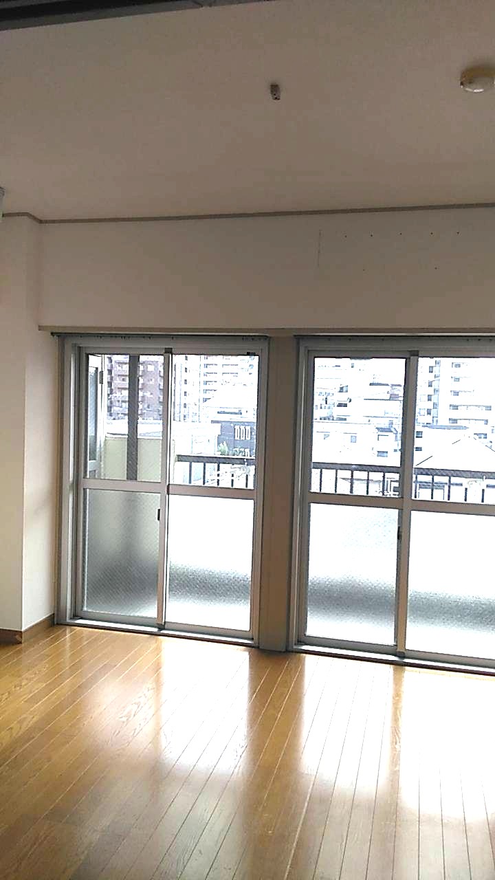 東灘サチハイツの居間写真
