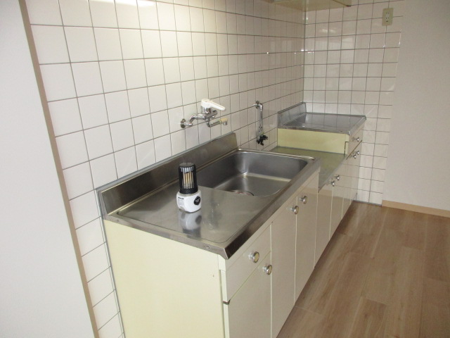 フラワー芦屋のキッチン写真