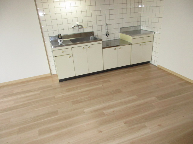 フラワー芦屋の居間写真