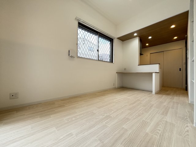 GRANKOBELIA津門大箇町の居間写真