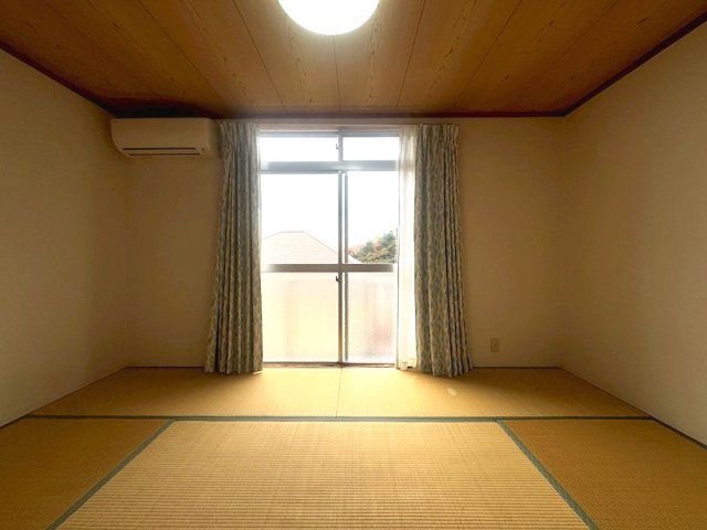 めぞんかもめの居間写真