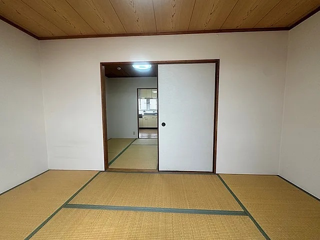 めぞんかもめの居間写真