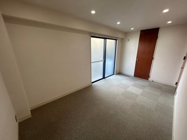 エクセレント芦屋の居間写真