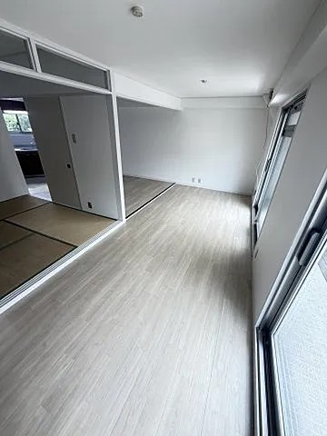 ハイツ六甲の居間写真