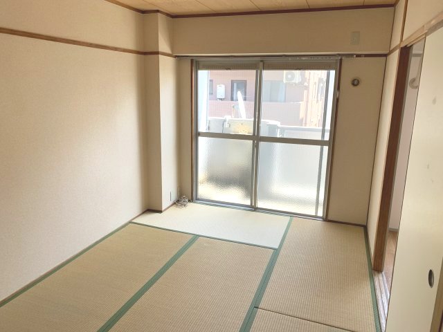 六甲スカイハイツの居間写真
