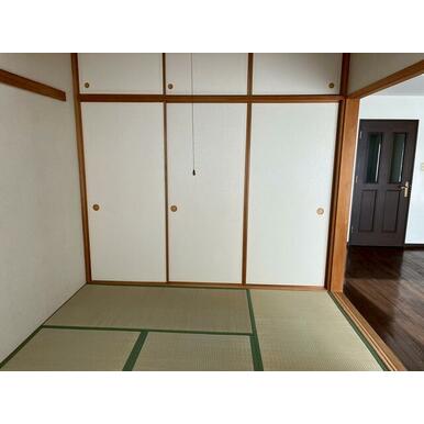 藤和芦屋川ホームズの居間写真