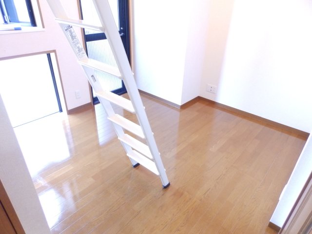 エスペランサ灘駅前の居間写真