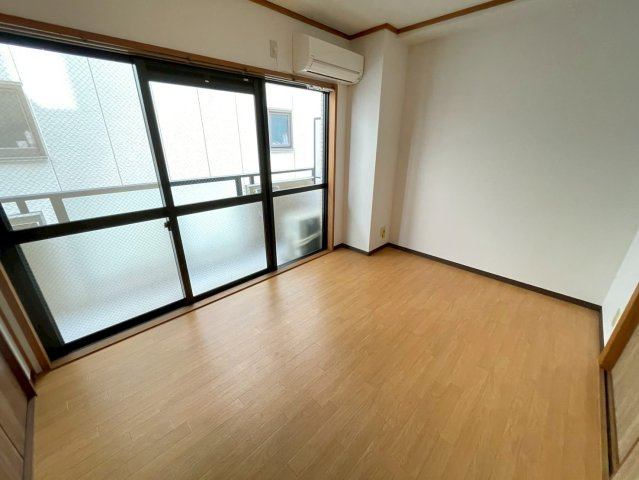 リラハイムの居間写真