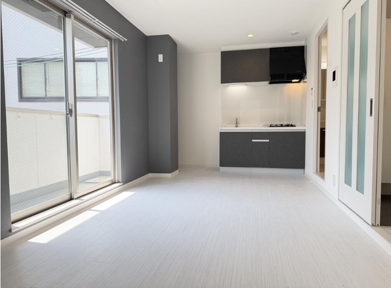 サンシエ神戸元町の居間写真
