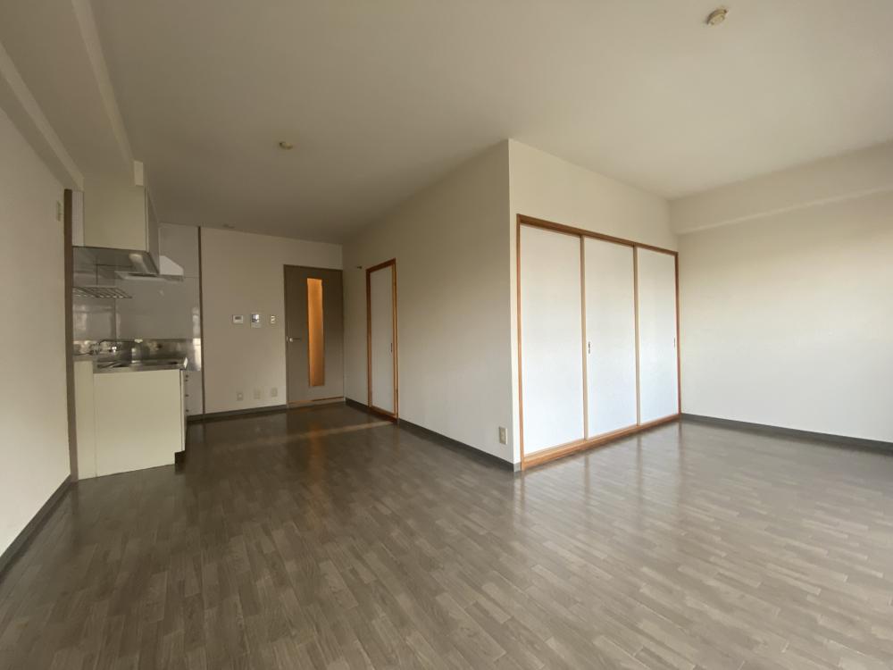 夙川喜一マンションの居間写真