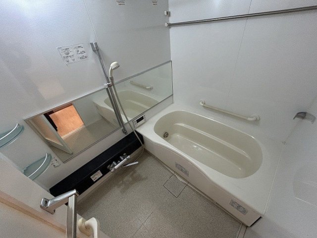 ロイヤルグラン芦屋の風呂写真