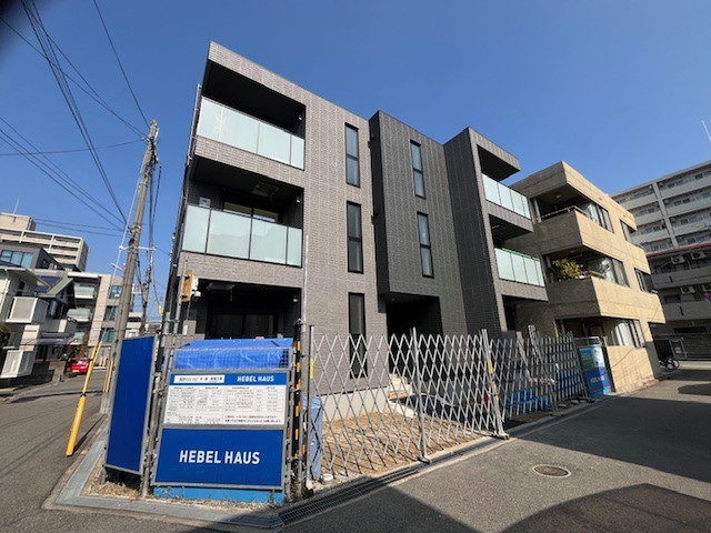 Urban RISM Court 西宮北口