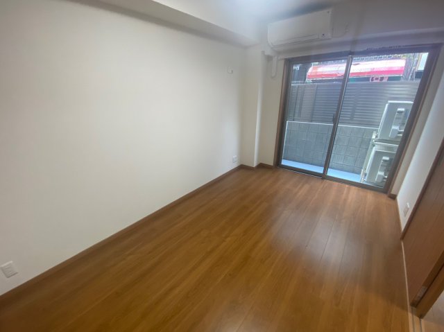 中天マンションの居間写真