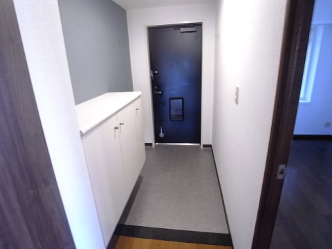 フロンティアホームズ芦屋の玄関写真