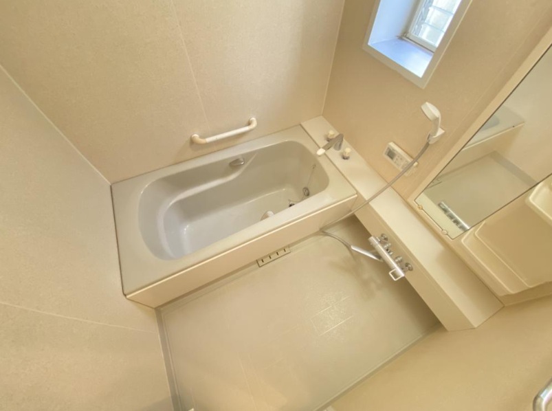 芦屋川三条町テラスハウスの風呂写真