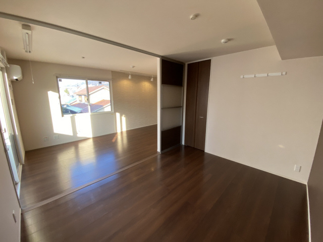 グレイスコート芦屋大原町の居間写真