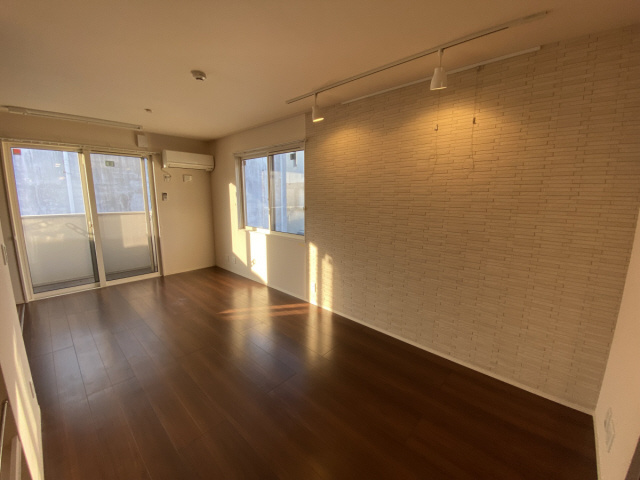 グレイスコート芦屋大原町の居間写真