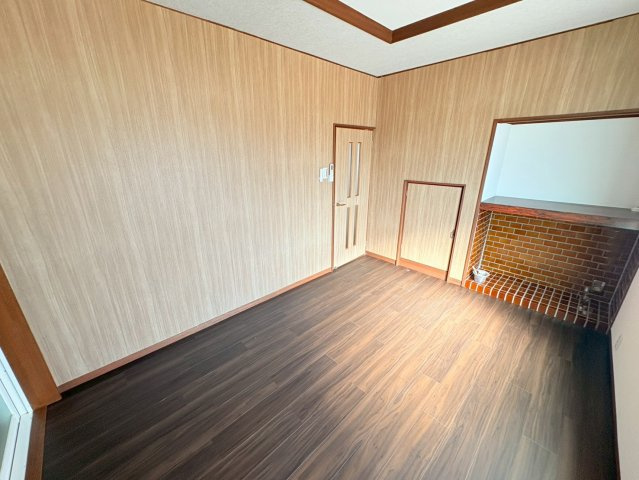 阪急電鉄神戸線 六甲駅 徒歩5分 2階建 築52年の居間写真