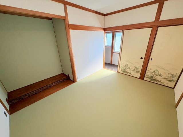 阪急電鉄神戸線 六甲駅 徒歩5分 2階建 築52年の居間写真