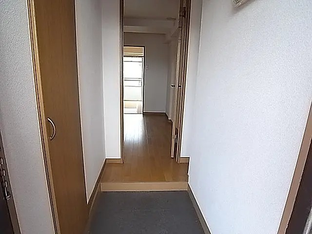 ビューハイツ花隈の玄関写真