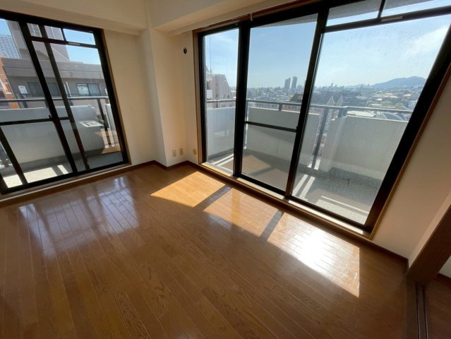 御影ロジュマンの居間写真