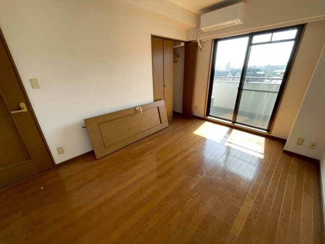 御影ロジュマンの居間写真