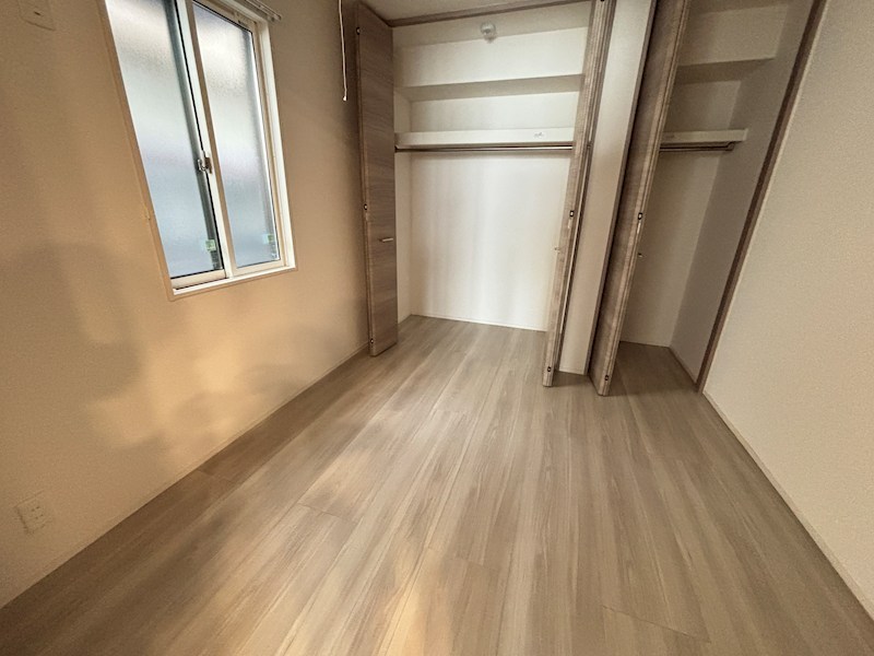 上甲子園廣和レジデンスの居間写真