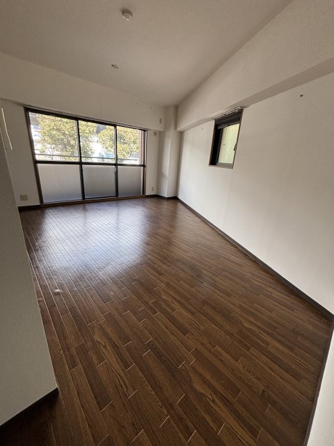 カーサコモド芦屋の居間写真