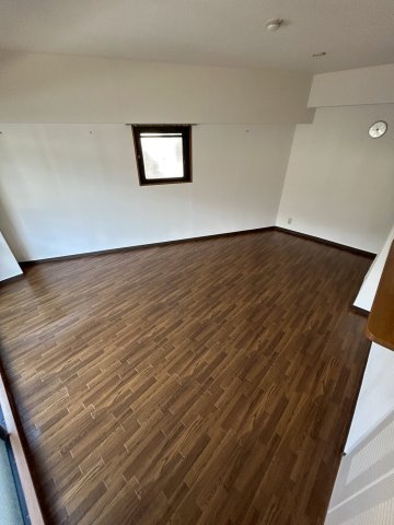 カーサコモド芦屋の居間写真