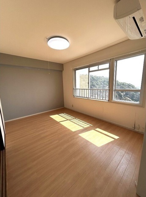 住吉台東住宅の居間写真