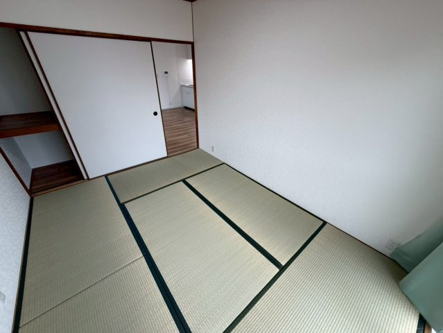 芦屋精道スカイハイツの居間写真