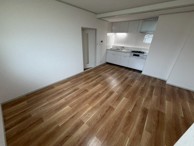 芦屋精道スカイハイツの居間写真