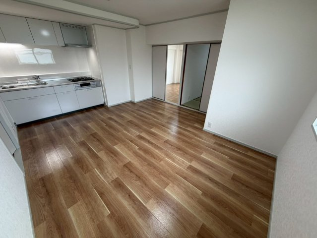 芦屋精道スカイハイツの居間写真